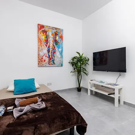 Luigi 2 Bedroom
