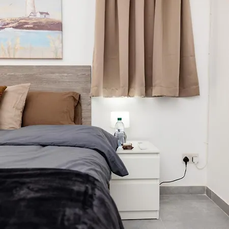 Luigi 2 Bedroom *
